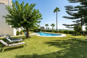 Apartment 219 – Direkt am Strand, luxuriös, 2 Schlafzimmer, Pool, Terrasse - Image 5