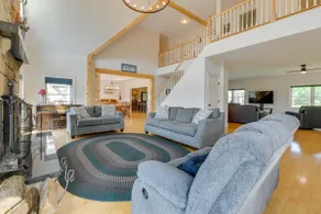 Secluded Family Getaway Near Stowe: Deck & Hot Tub - Image 4
