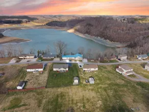 Lake Cumberland • Sleeps 16 • Mancave • Lake Views - Image 2