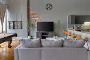 Modern Loft w/ Pool Table| Parking| Sleeps 8| DT - Image 5