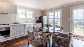 Somerleyton Cottage - Image 2