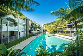 Penthouse Oasis On Airlie - Image 5