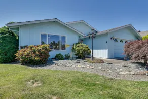 Charming Rogue Valley Home in Central Point! - Image 3