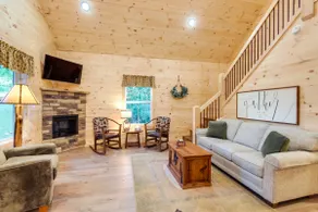 Serene Kentucky Cabin w/ Fireplace + Fire Pit! - Image 4