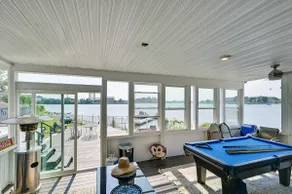 Weymouth Waterfront Getaway w/ Swim Spa & Hot Tub - Image 2