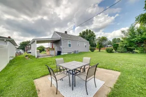 Deck & Patio: Inviting Abode in Natrona Heights! - Image 2