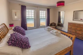 Promenade Apartment with own Beach Hut - Image 3
