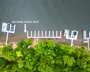 Lake access, 3 suites, hot tub, outdoor fireplace - Image 2