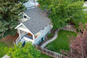 Downtown Garden Getaway-Cozy home near downtown Bo - Image 5
