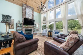 T-bird Lakefront Luxury | New Home | Sleeps 16 - Image 4