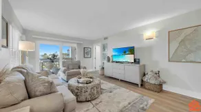 Gulf Island Getaway: 2-BR Beach Condo - Image 3