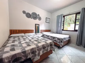 Spacious house with barbecue grill - Image 3