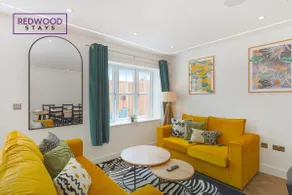 Huge House, Contractors & Families, Free Parking - Image 2