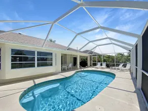 Riverview Villa - Private Villa with heated pool - sleeps 6 - Image 2