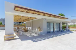 Athena Luxury Villa by Estia - Image 3
