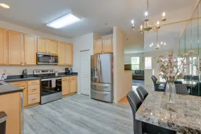 Owings Mills Townhouse: 8 Mi to Liberty Reservoir! - Image 3