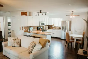 Lakeview Retreat - Firefly Cottage - Image 3