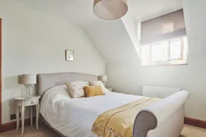 Cotswold Luxury Coach House - ideal for couples, w/ EV charging - Image 4