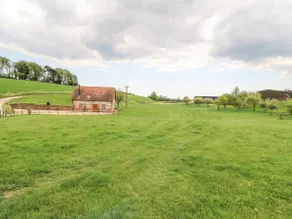 Shepherd's Barn - Image 2