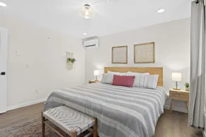 Upscale Rockwood Boho Townhouse - Image 5