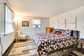 4 Mi to Dtwn Rochester: Charming Apt w/ Patio! - Image 2