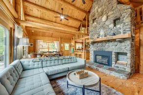 Alexandria Cabin w/ Patio, Grill & Deck - Image 3