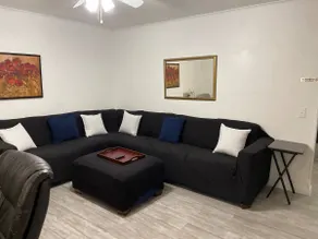 Comfort & Quiet in a central location - Image 2