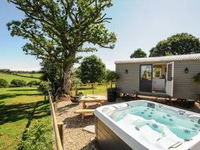 Orchard Retreat - Image 5