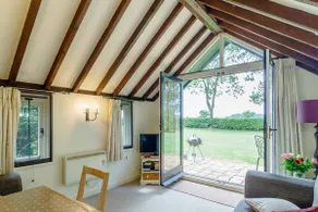 Garden Cottage - Image 5