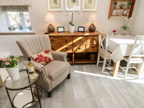 Lottie's Loft - Image 5