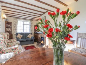 Orchard Cottage - Image 4