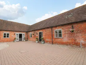 The Olde Cowshed - Image 2
