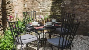 Armada Cottage, Charlbury, Close to Pub - Image 3