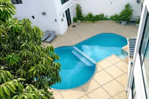 Two Bedrooms. Pool. Pet friendly - Image 4