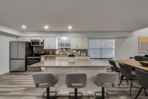 Modern 3BR House w/ Game Room Near Galleria Dallas - Image 4
