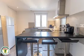 The Golden Drop Apartment - Image 4