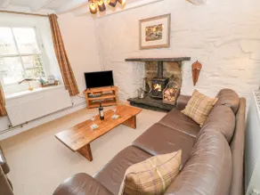 High House - Image 3