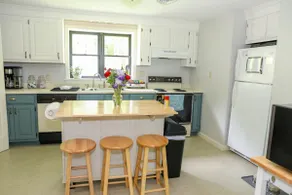Star Brook Gardens - Buffalo Mountain Getaway - Image 3