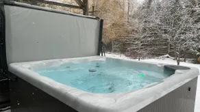 Ace Cottage HOT TUB AC Near beach - Image 3