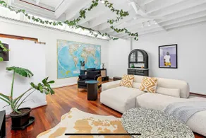 5 North Freo 2BR Supercool Pad & Parking - Image 4