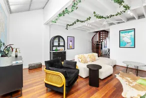 5 North Freo 2BR Supercool Pad & Parking - Image 3