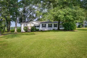 24 Mi to Morrison Springs County Park: Cozy Home - Image 3