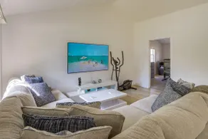 BBQ Ready Retreat w/ Pool Access in Palm Harbor - Image 4