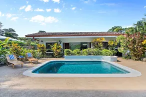 Luxe Boho Home w/ Tropical Garden & Sparkling Pool - Image 3