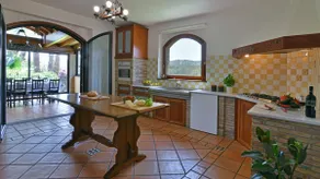 VILLA BIDDIZZA 10, Emma Villas - Image 4