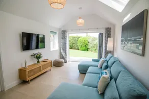 Lanesend - Image 3