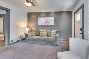 Charming Springfield Home: 2 Mi to Downtown - Image 5