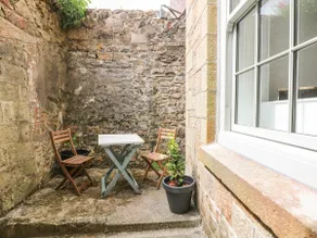 1 Regents Mews - Image 2