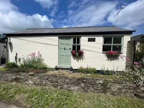 Palmers Lodge - Image 2