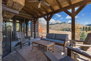 New Luxury Home in Cascade Village - Image 5